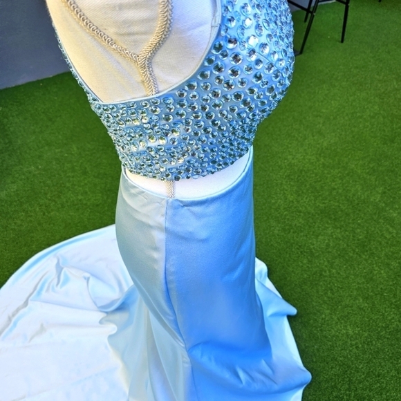 Sherri Hill Crystal Halter Gown Set ✦ Light Blue 2‑Piece Prom Dress w/ Train ✦ 4 - Picture 14 of 17
